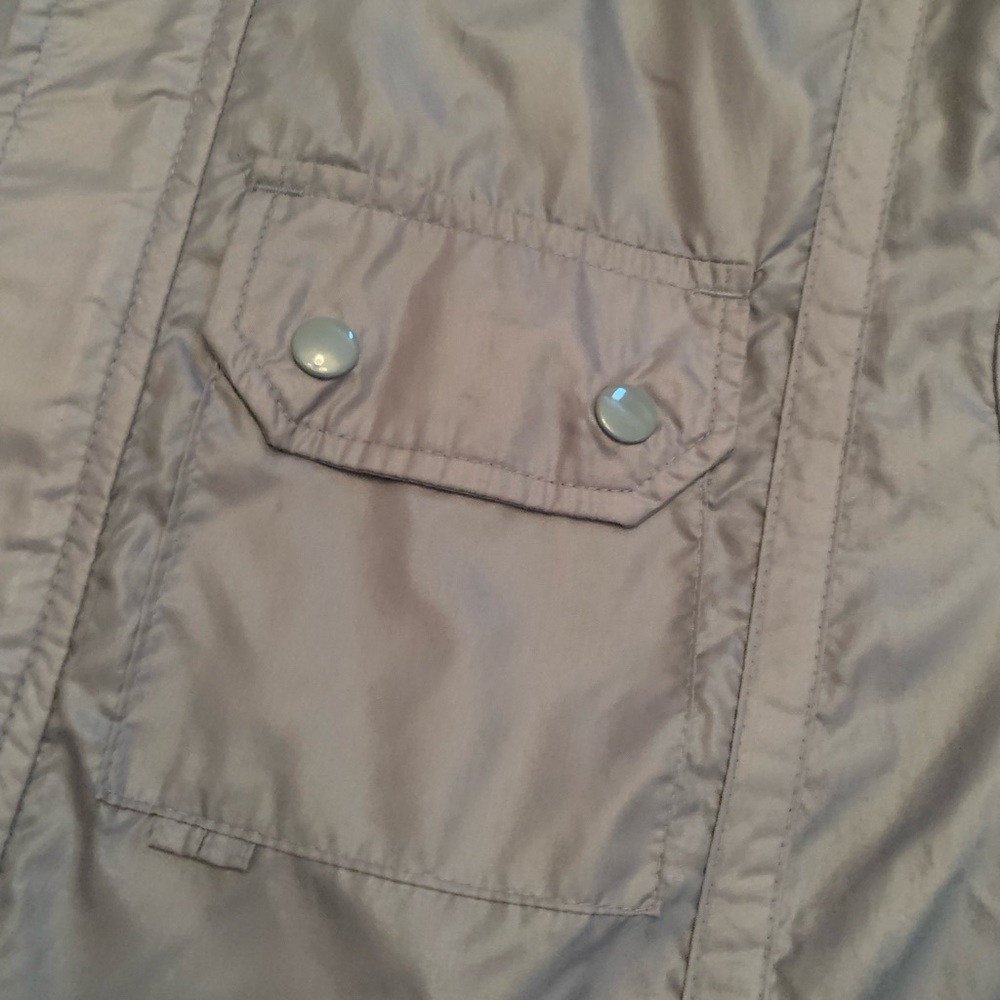 Bass Pro Shops vintage retro gray lightweight jacket. Nylon zip - Picture 7 of 7